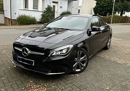 Mercedes-Benz CLA 220 d DCT Urban Urban