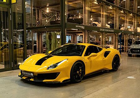 Ferrari 488 Pista - Carbon-Racingseat-Lift-Cam-Alcantara