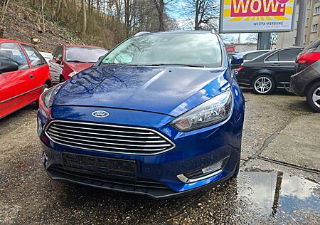Ford Focus Turnier Titanium*1 HAND*AUTOMATIK *