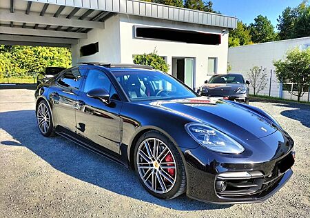 Porsche Panamera 4.0 GTS GTS OPF Allradlenkung