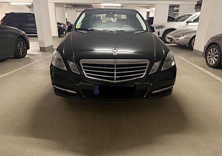 Mercedes-Benz E 200 BlueEFFICIENCY AVANTGARDE AVANTGARDE