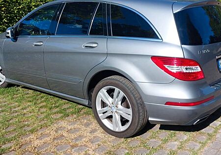 Mercedes-Benz R 300 CDI BlueEFFICIENCY -