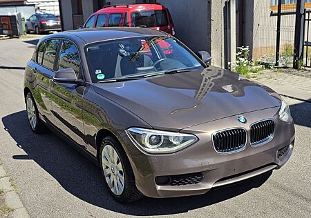 BMW 118d xDrive Sport Line Sport Line