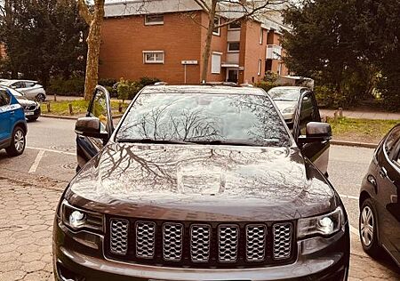 Jeep Grand Cherokee 3.0l V6 MultiJet 184kW Night ...