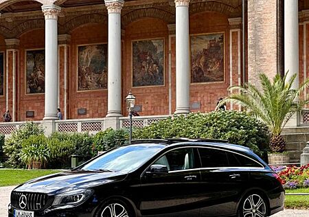 Mercedes-Benz CLA 250 Shooting Brake CLA 250 SB Autom. Pano_3x AMG_Keyless_AHK_Carpla