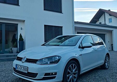 VW Golf Volkswagen 1.2 TSI BMT LOUNGE