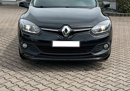 Renault Megane Authentique 1.6 16V 110*8fach bereift