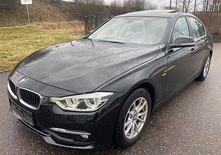 BMW 320i LUXURY LINE*NAVI*SCHIEBEDACH*LEDER*LED*