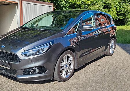 Ford S-Max 2,0 TDCi 132kW Titanium 7-Sitzer