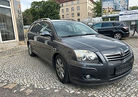 Toyota Avensis Combi Sol 1.8-l-VVT-i