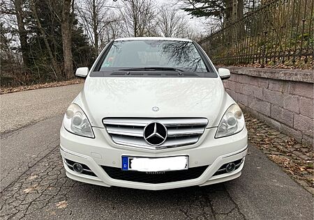 Mercedes-Benz B 200 CDI -