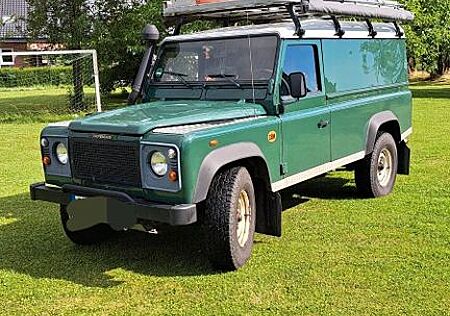 Land Rover Defender 110 Td5 Station Wagon S