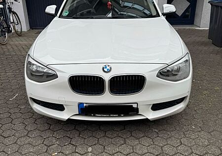 BMW 114i (F21) gepflegt, TÜV neu
