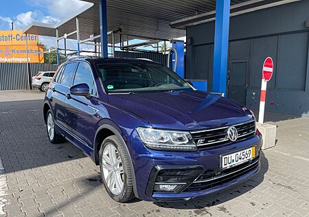 VW Tiguan Volkswagen 2.0 TDI R-LINE 239PS - Allrad!