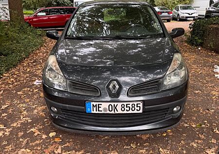 Renault Clio by RIP CURL 1.2 16V 55kW by RIP CURL