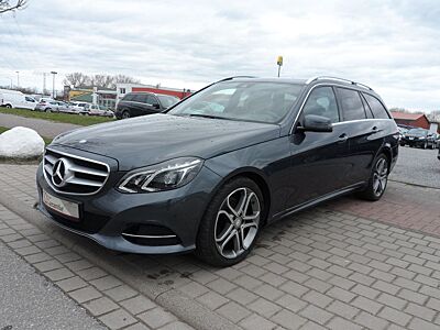 Mercedes-Benz E 200 CGI T-Modell BlueEff/LED/Automatik/TÜV NEU