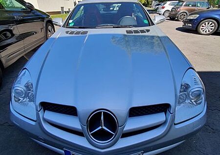 Mercedes-Benz SLK 200 Kompressor - Designo, Comand, Scheckheft