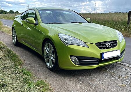 Hyundai Genesis 3.8 V6 GT Automatik GT