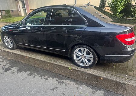 Mercedes-Benz C 180 BlueEFFICIENCY -