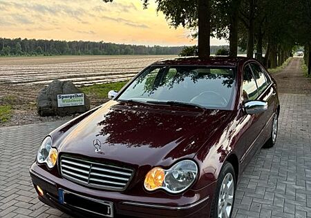 Mercedes-Benz 200 W203 200cdi Automatik