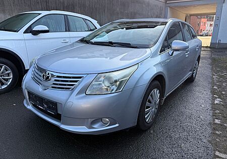 Toyota Avensis 1.8 Kombi Edition *Navi/Kamera/AHK*