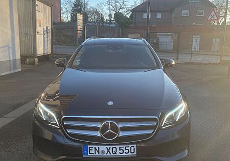 Mercedes-Benz E 220 d 4MATIC T All-Terrain Autom. All-Terrain