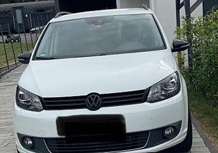 VW Touran Volkswagen 2.0 TDI DSG Highline BlueMotion Tech ...
