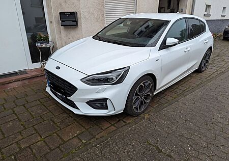 Ford Focus 1,0 EcoBoost ST-Line Inspektion + TÜV NEU!