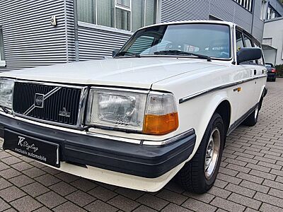 Volvo 240 GL, vieles NEU sehr gepflegt / Rostfrei