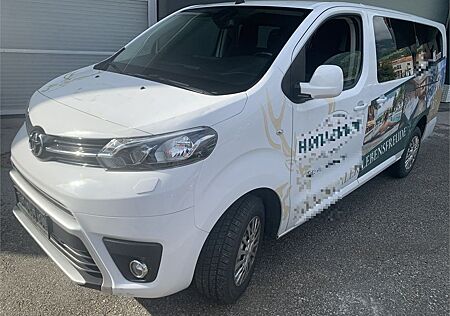 Toyota Pro Ace Proace Verso 2,0d 4x4 Untersetzer 9Si LANG NAVI