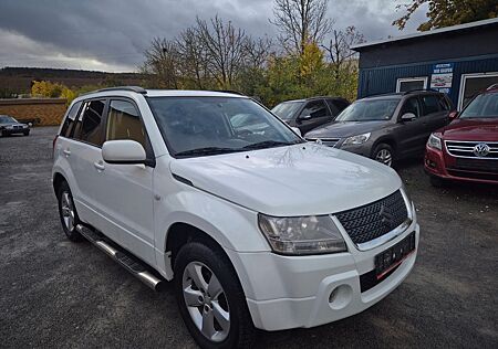 Suzuki Grand Vitara 2.0 Club 4x4 mit Dif.Sperre !!!!