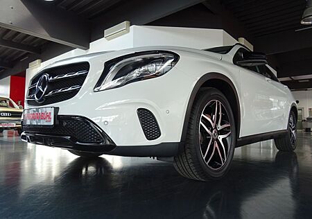 Mercedes-Benz GLA 200 Urban /Navi./LED/PDC/Leder/Night/Pano
