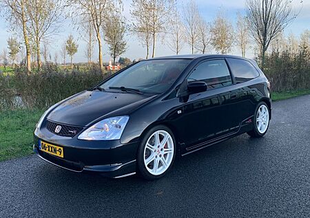 Honda Civic type R ep3 30 Anniversary (LHD)