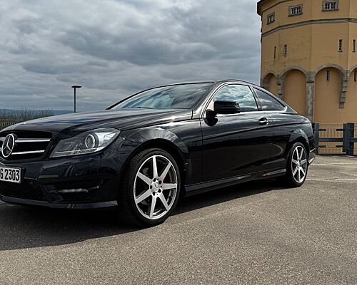 Mercedes-Benz C 250 Coupé Edition 1 Autom. Pano/ILS/Shz. H&K