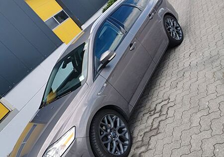 Ford Mondeo 2,2TDCi 147kW Titanium X Turnier Auto...