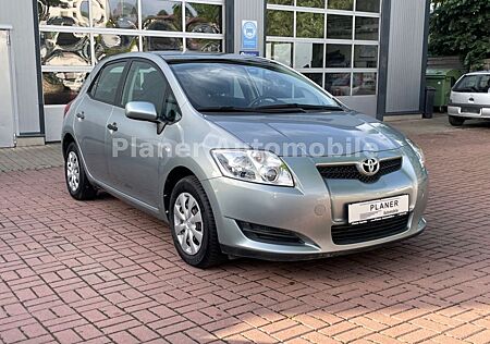 Toyota Auris Klima Service neu