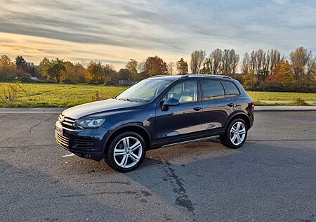 VW Touareg Volkswagen 3.0 V6 TDI Tiptronic TOP Austattung!