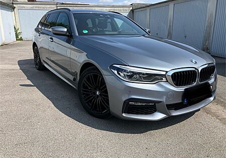 BMW 540d xDrive Touring A -Sport TÜV NEU