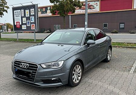 Audi A3 1.6 TDI clean diesel Attraction Limousine