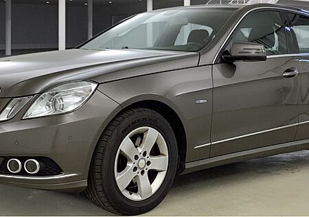 Mercedes-Benz E 350 Lim. CGI BlueEfficiency Elegance 7G- Aut.