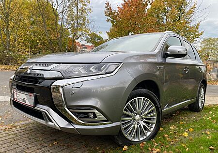 Mitsubishi Outlander PHEV Intro Edition 4WD