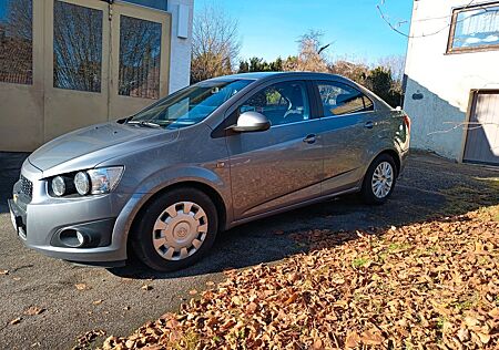 Chevrolet Aveo 1.4 LTz ~TÜV Mai/27~Sitzheizung~Klima~PDC~