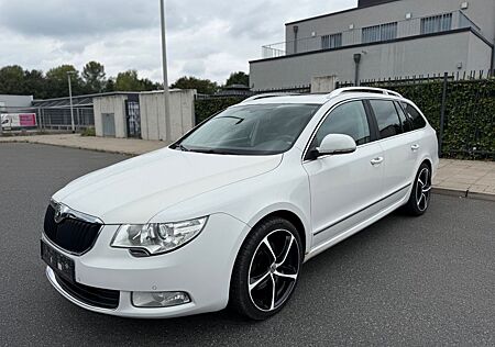 Skoda Superb Combi Elegance Automatik