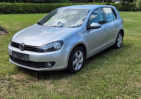 VW Golf Volkswagen 1.2 TSI 63 kW
