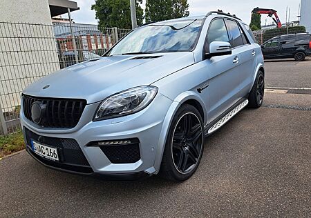 Mercedes-Benz ML 500 4MATIC -