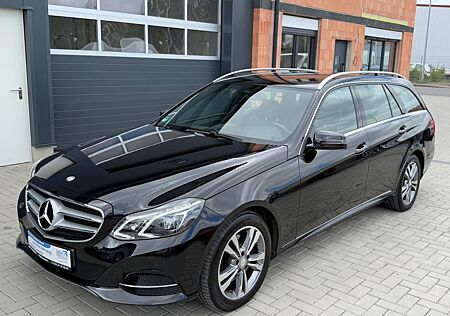 Mercedes-Benz E 220 BlueTec 4Matic Avantgarde *LED*LEDER*TEMPO