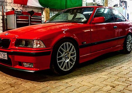 BMW 328i Coupe