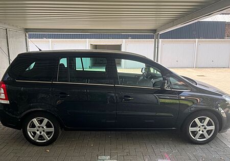 Opel Zafira 1.8 Family Family