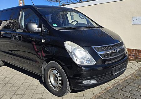 Hyundai H-1 Travel