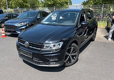 VW Tiguan Volkswagen 1.4 TSI ACT SOUND 1.Hand Navi LED